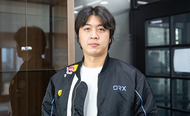 Choi Byung-hoon, the three-time champion of the League